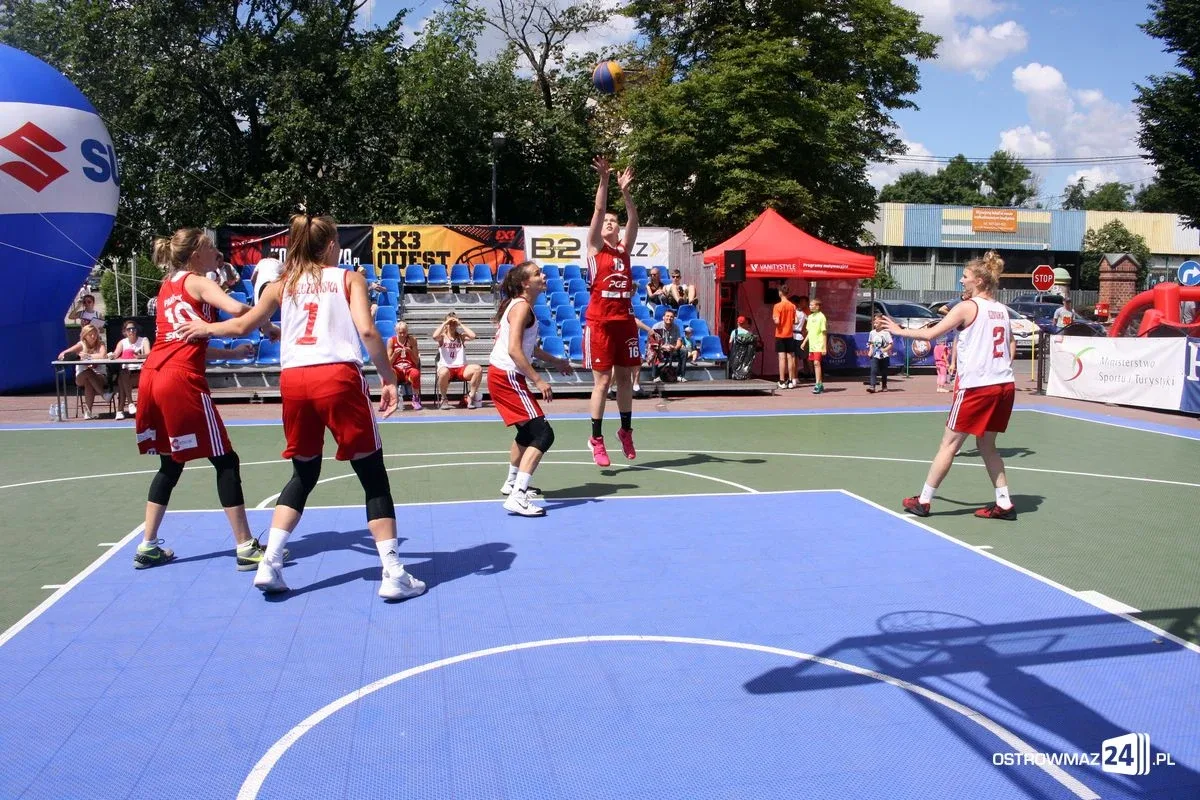 Koszykówka 3x3: zacięte rywalizacje kobiet i mężczyzn U-18 (zdjęcia)