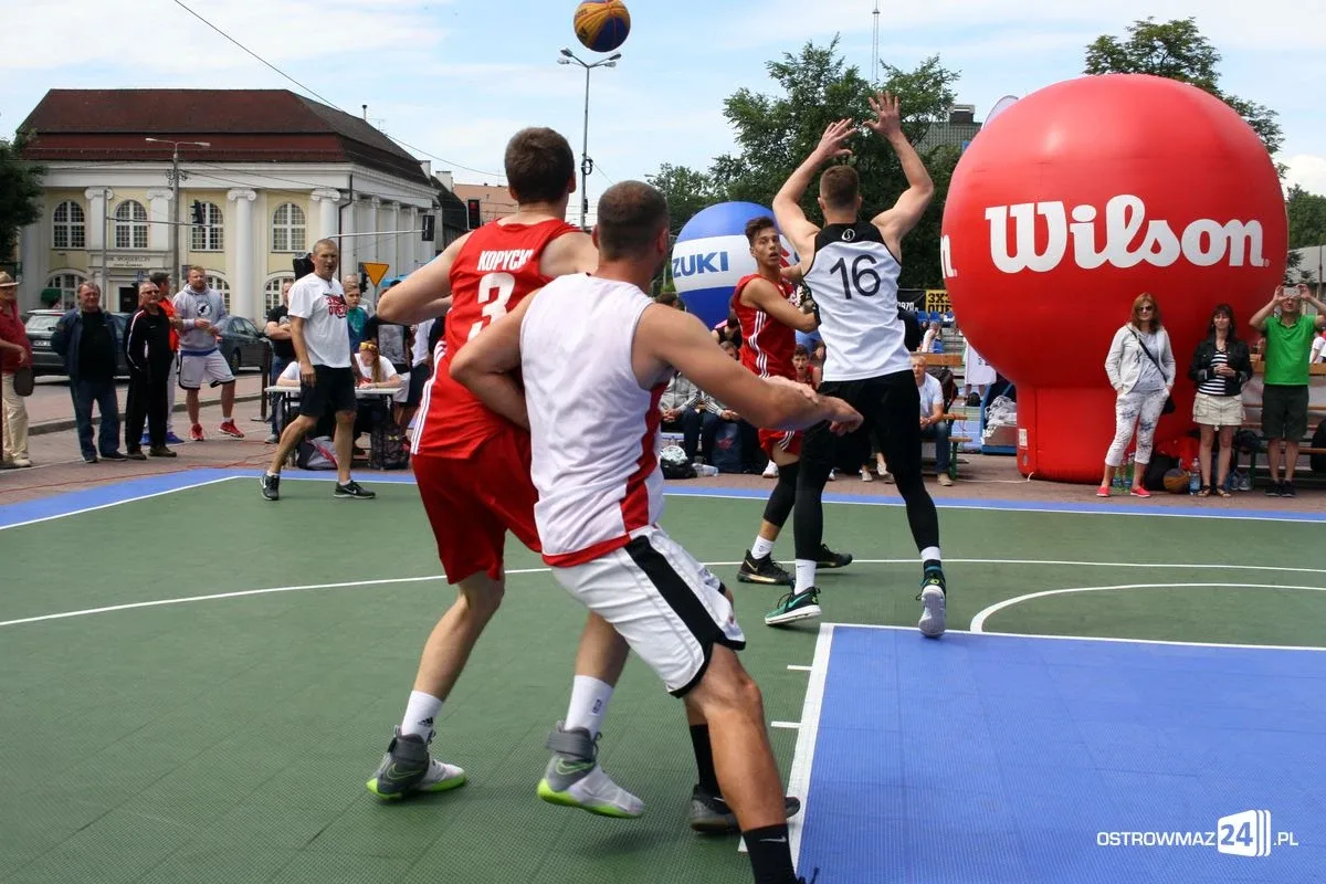 Koszykówka 3x3: drużyna z Krakowa wygrywa w Ostrowi Mazowieckiej (zdjęcia)