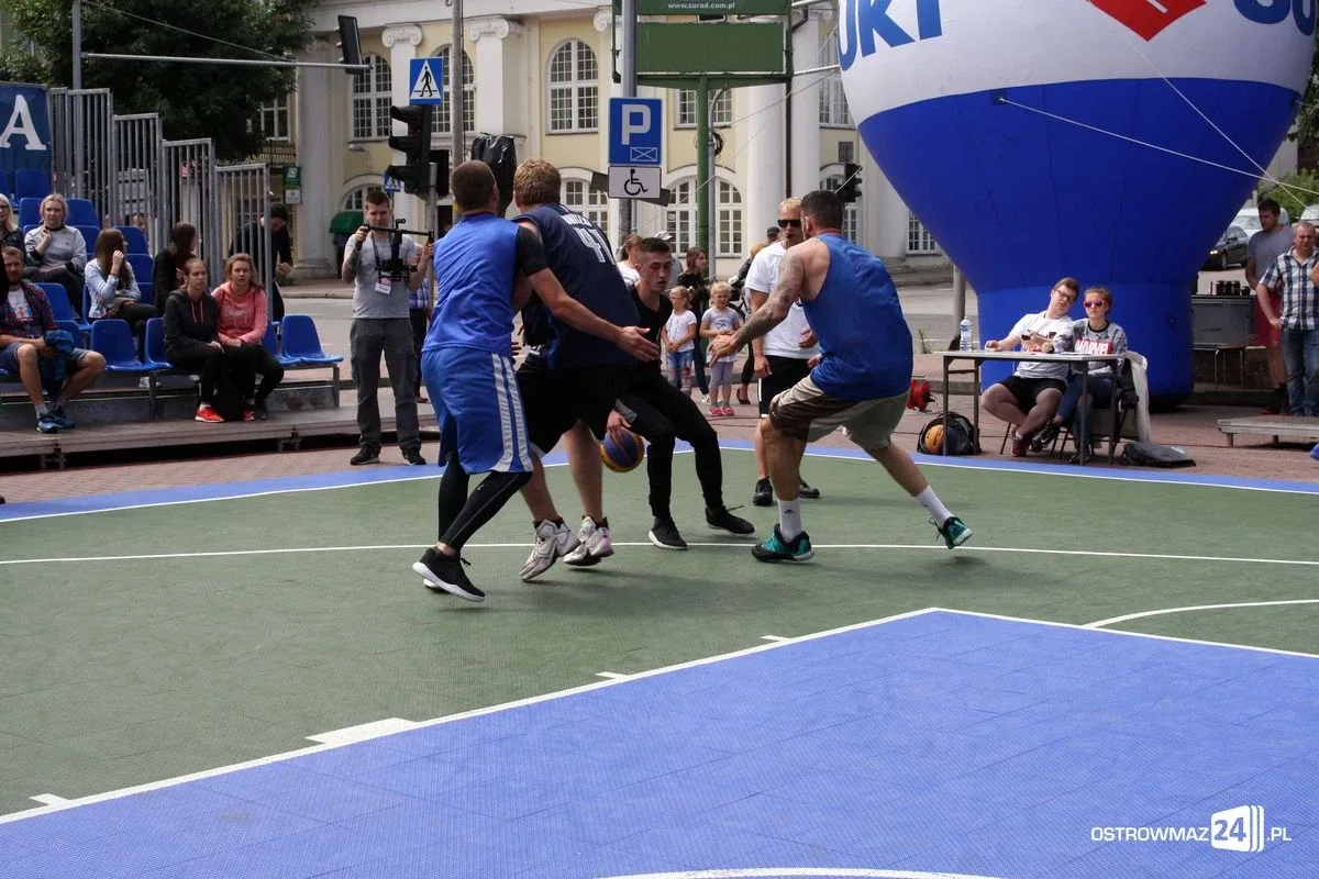 Koszykówka 3x3: drużyna z Krakowa wygrywa w Ostrowi Mazowieckiej (zdjęcia)