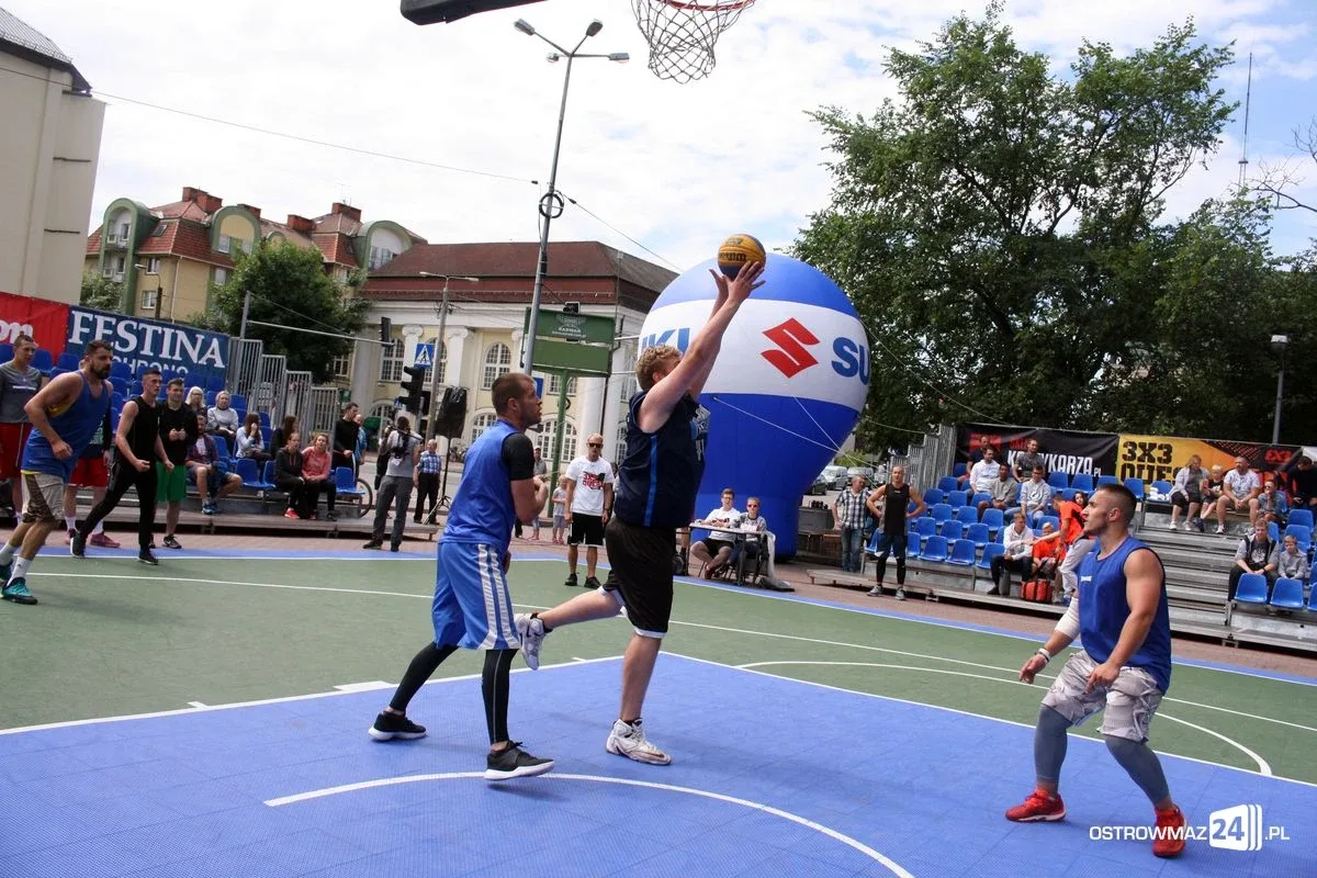 Koszykówka 3x3: drużyna z Krakowa wygrywa w Ostrowi Mazowieckiej (zdjęcia)
