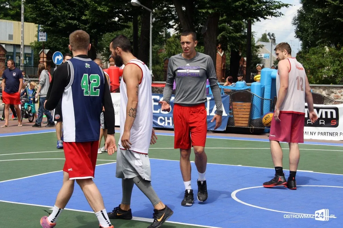 Koszykówka 3x3: drużyna z Krakowa wygrywa w Ostrowi Mazowieckiej (zdjęcia)