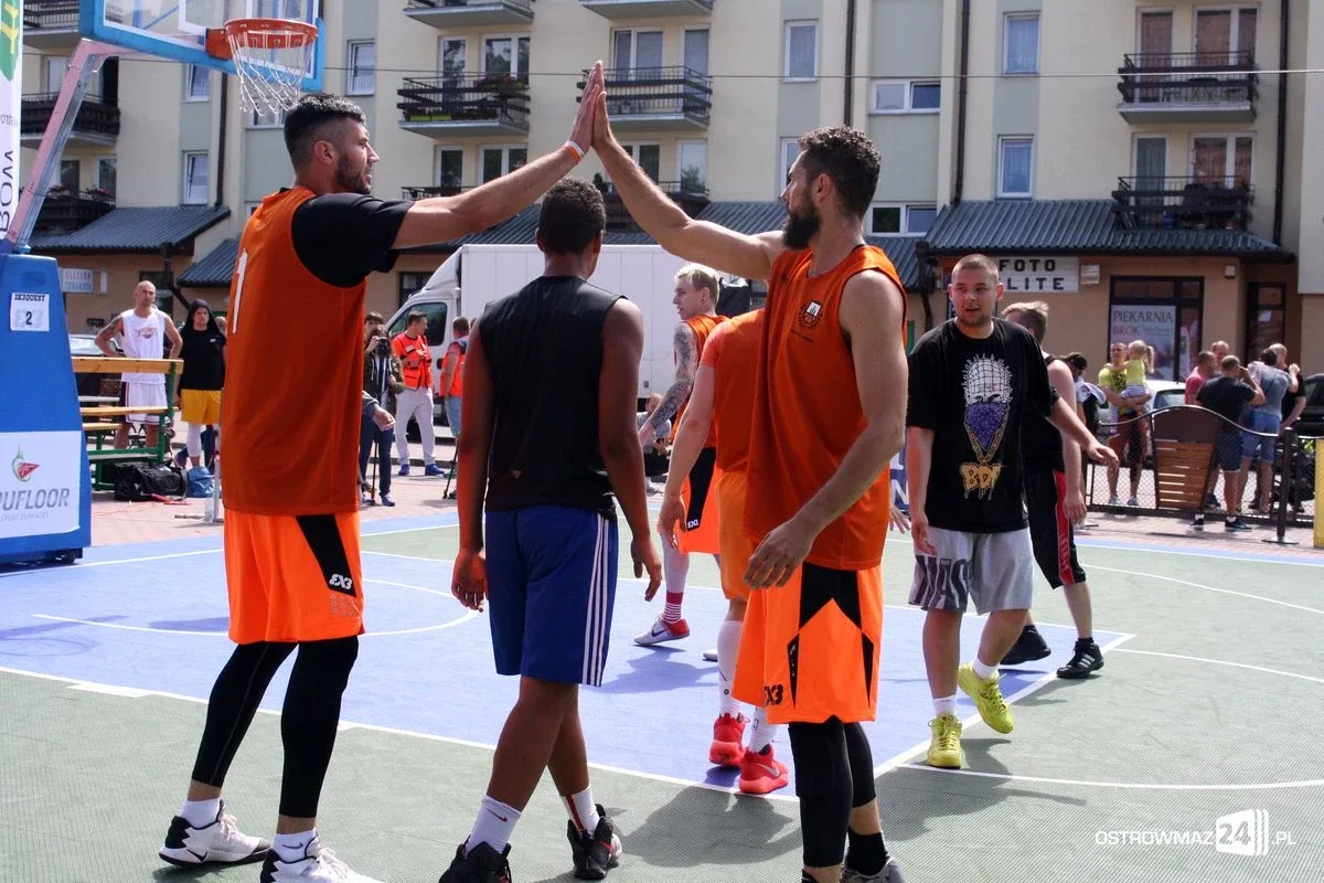 Koszykówka 3x3: drużyna z Krakowa wygrywa w Ostrowi Mazowieckiej (zdjęcia)