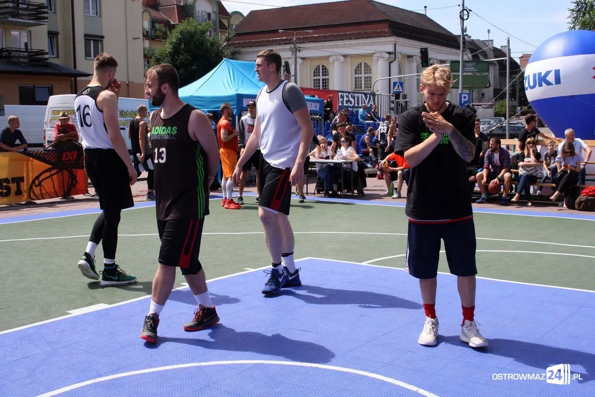 Koszykówka 3x3: drużyna z Krakowa wygrywa w Ostrowi Mazowieckiej (zdjęcia)