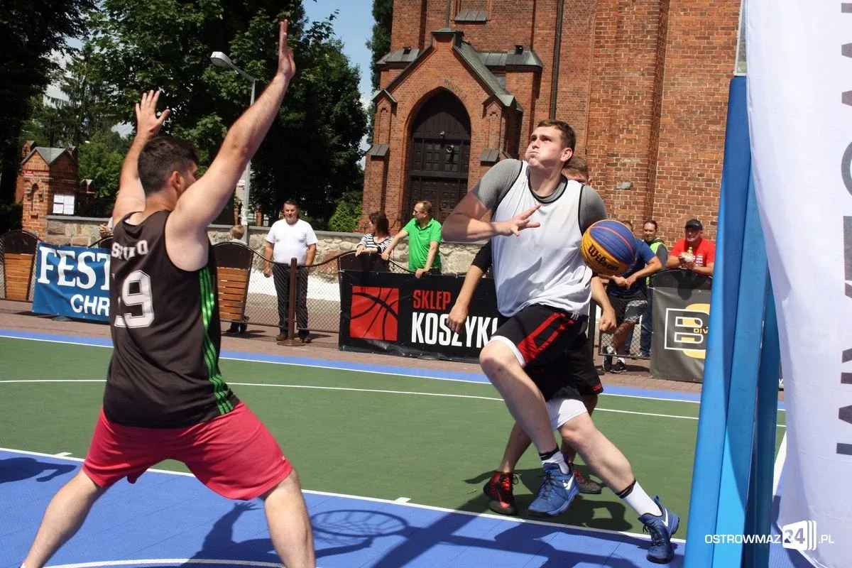 Koszykówka 3x3: drużyna z Krakowa wygrywa w Ostrowi Mazowieckiej (zdjęcia)