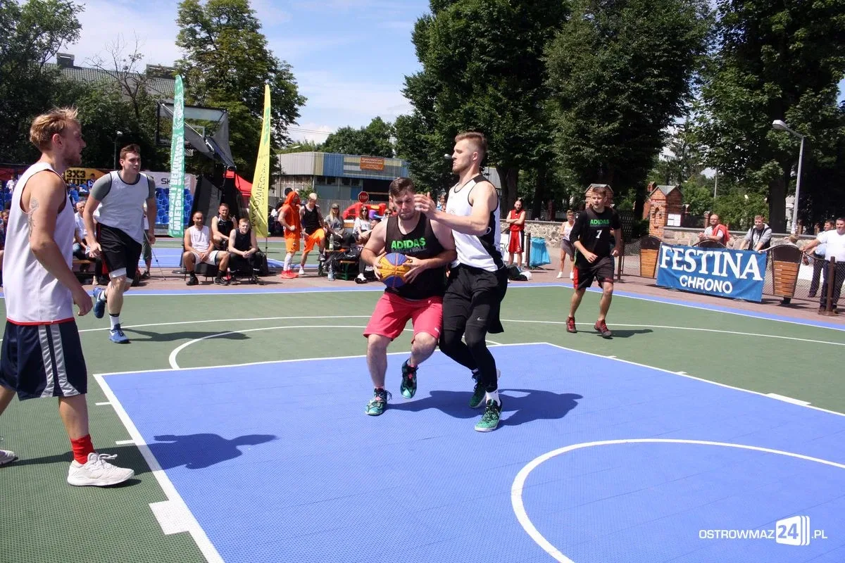 Koszykówka 3x3: drużyna z Krakowa wygrywa w Ostrowi Mazowieckiej (zdjęcia)