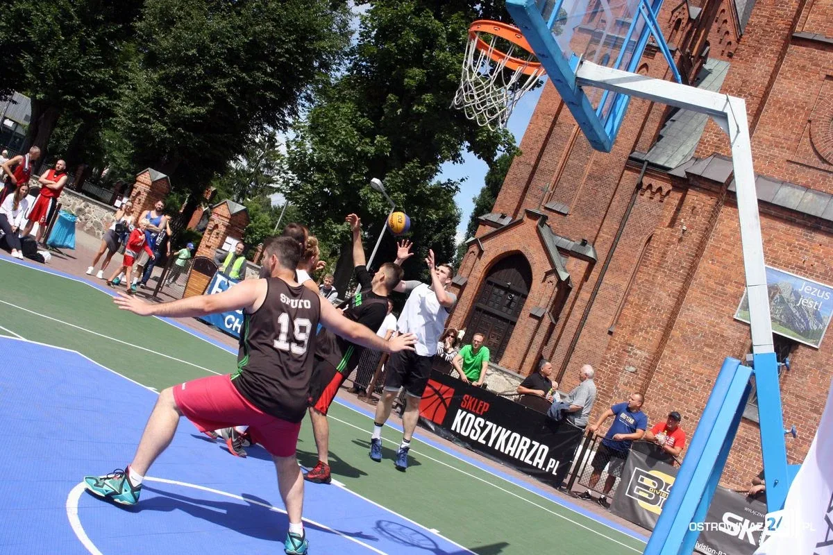 Koszykówka 3x3: drużyna z Krakowa wygrywa w Ostrowi Mazowieckiej (zdjęcia)
