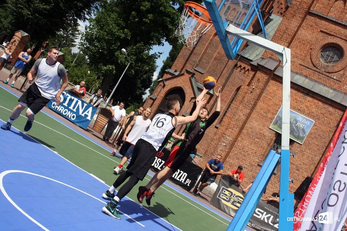 Koszykówka 3x3: drużyna z Krakowa wygrywa w Ostrowi Mazowieckiej (zdjęcia)