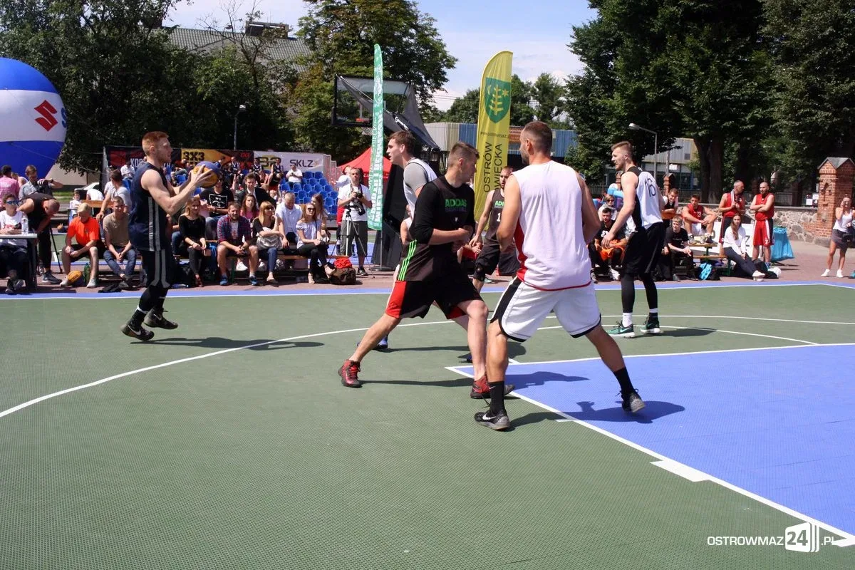 Koszykówka 3x3: drużyna z Krakowa wygrywa w Ostrowi Mazowieckiej (zdjęcia)