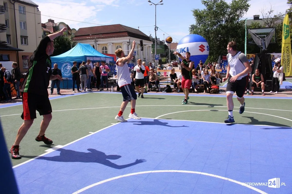 Koszykówka 3x3: drużyna z Krakowa wygrywa w Ostrowi Mazowieckiej (zdjęcia)
