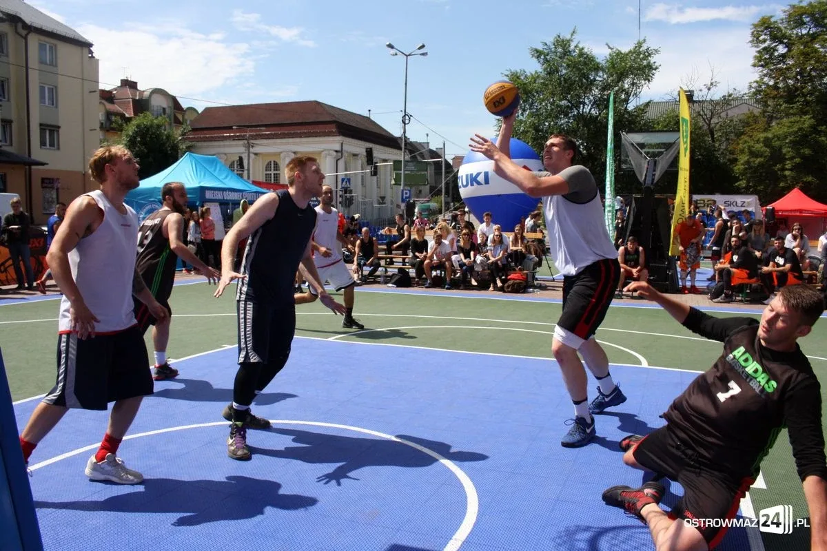 Koszykówka 3x3: drużyna z Krakowa wygrywa w Ostrowi Mazowieckiej (zdjęcia)