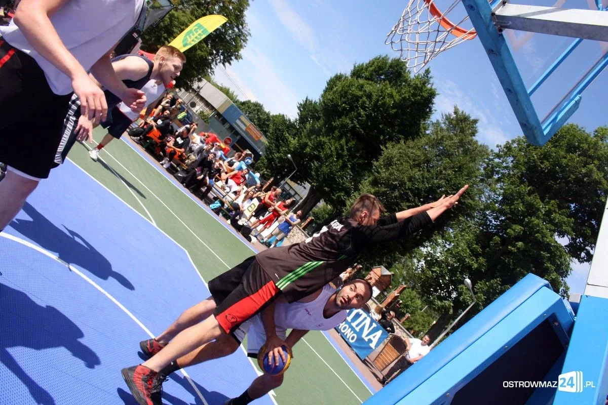Koszykówka 3x3: drużyna z Krakowa wygrywa w Ostrowi Mazowieckiej (zdjęcia)