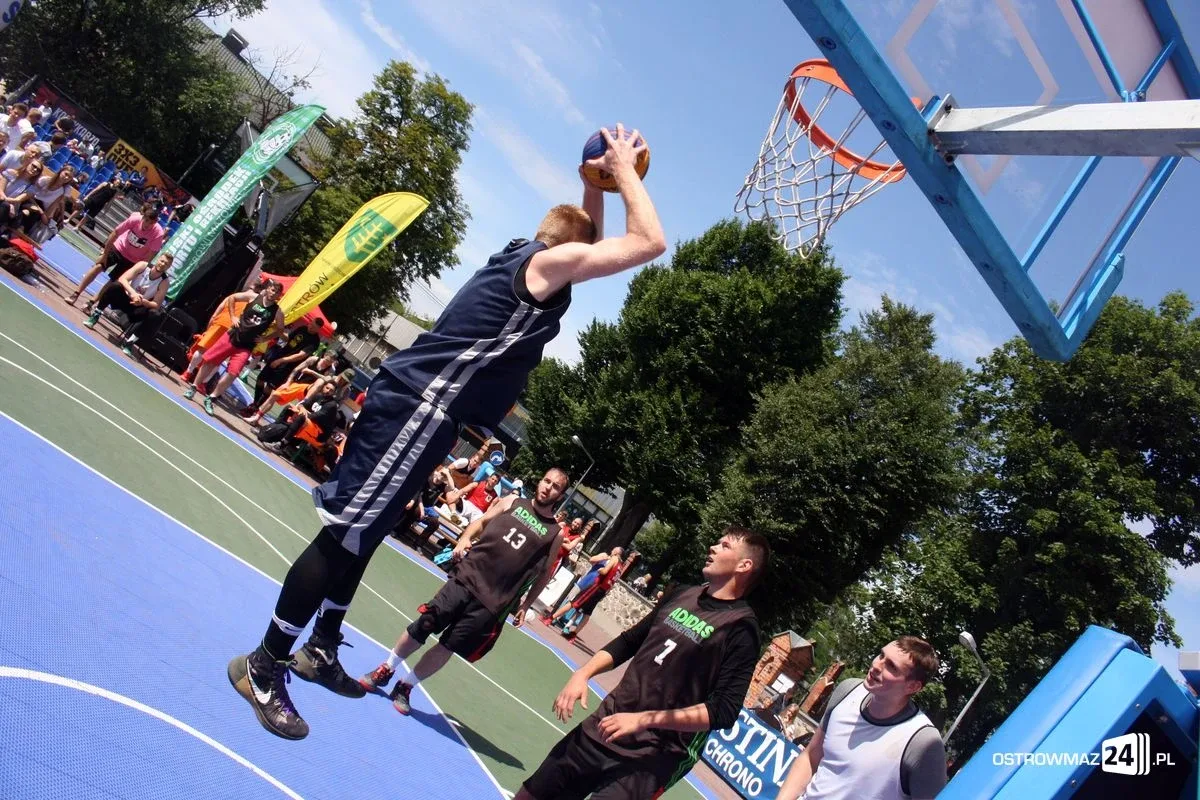 Koszykówka 3x3: drużyna z Krakowa wygrywa w Ostrowi Mazowieckiej (zdjęcia)