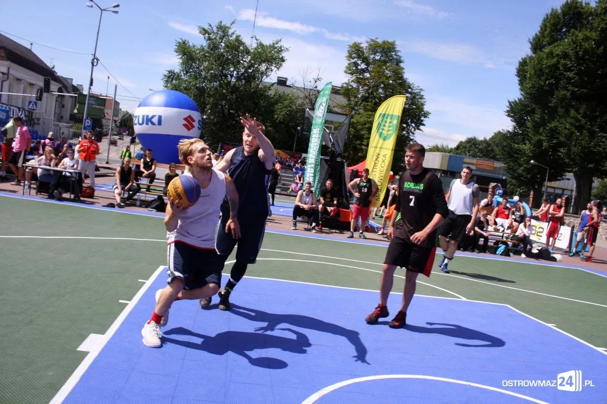 Koszykówka 3x3: drużyna z Krakowa wygrywa w Ostrowi Mazowieckiej (zdjęcia)