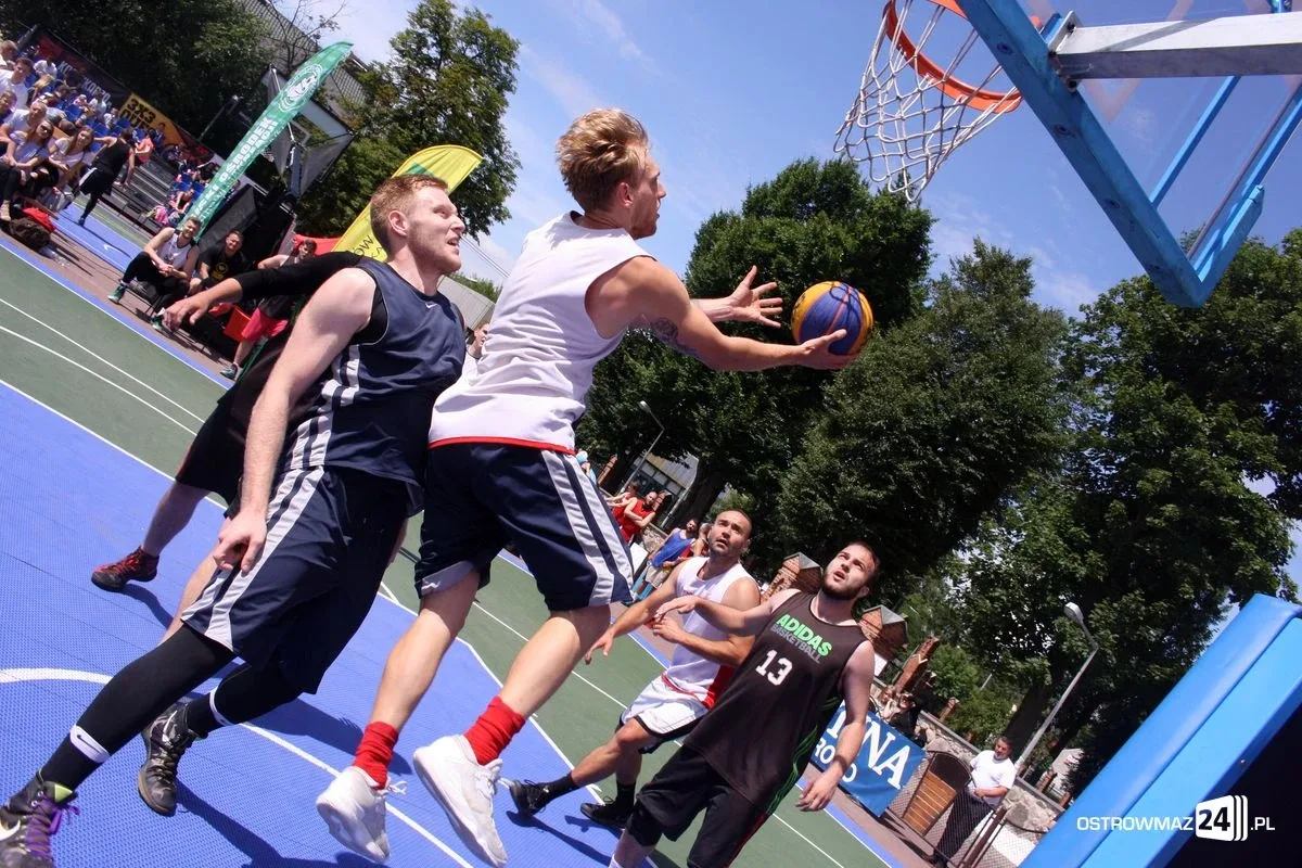 Koszykówka 3x3: drużyna z Krakowa wygrywa w Ostrowi Mazowieckiej (zdjęcia)