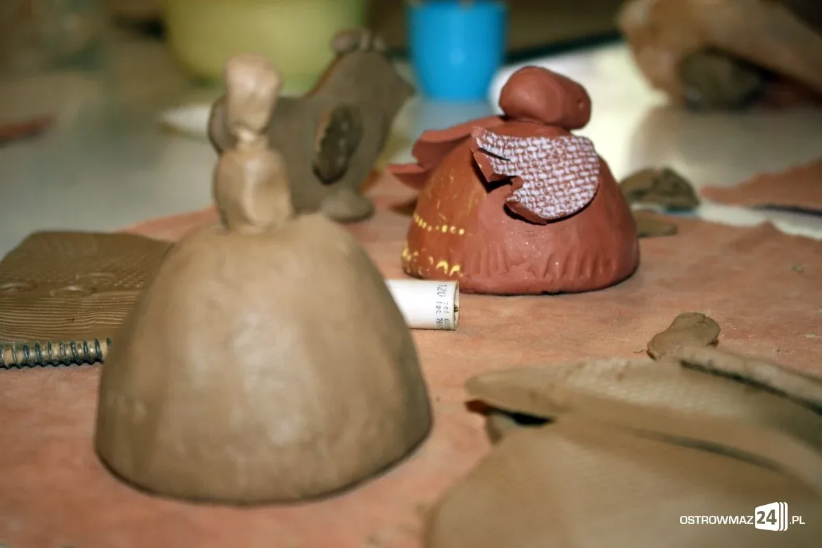 Wakacyjne warsztaty ceramiczne (zdjęcia)