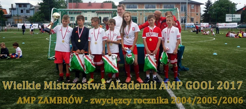 AMP Gool Ostrów Mazowiecka z pucharami (zdjęcia)