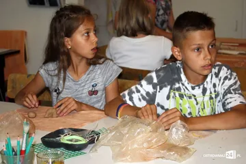 Wakacyjne warsztaty ceramiczne (zdjęcia)