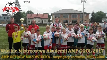 AMP Gool Ostrów Mazowiecka z pucharami (zdjęcia)