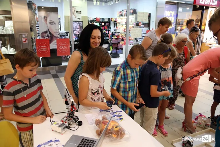 Wakacyjne zabawy dla dzieci w Galerii Bursztynowej (zdjęcia)