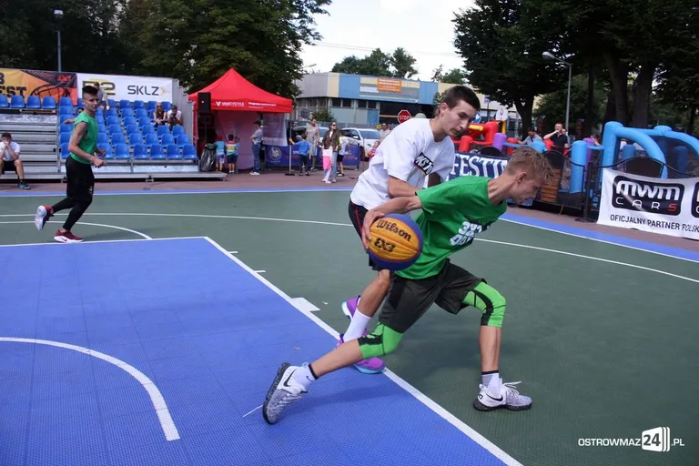 Koszykówka 3x3: zacięte rywalizacje kobiet i mężczyzn U-18 (zdjęcia)