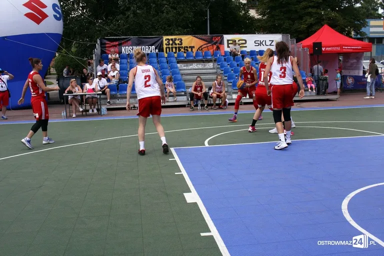 Koszykówka 3x3: zacięte rywalizacje kobiet i mężczyzn U-18 (zdjęcia)