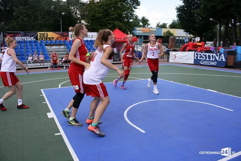 Koszykówka 3x3: zacięte rywalizacje kobiet i mężczyzn U-18 (zdjęcia)