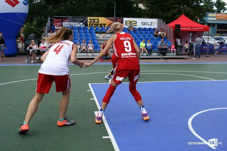 Koszykówka 3x3: zacięte rywalizacje kobiet i mężczyzn U-18 (zdjęcia)