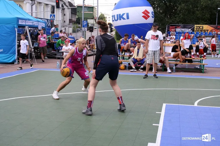 Koszykówka 3x3: zacięte rywalizacje kobiet i mężczyzn U-18 (zdjęcia)