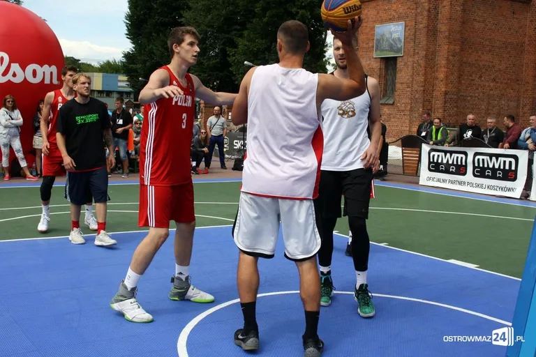 Koszykówka 3x3: drużyna z Krakowa wygrywa w Ostrowi Mazowieckiej (zdjęcia)
