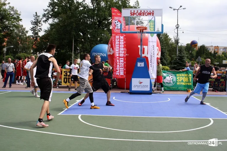 Koszykówka 3x3: drużyna z Krakowa wygrywa w Ostrowi Mazowieckiej (zdjęcia)