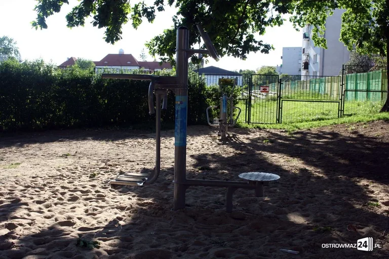 Skrzynka skarg: siłownia w ptasich odchodach? (zdjęcia)