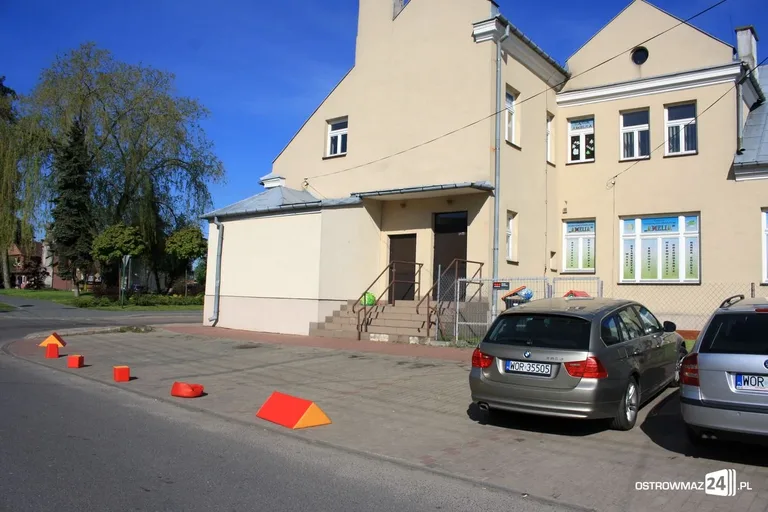 Skrzynka skarg: prywatno-publiczny parking przy ul. Partyzantów (zdjęcia)