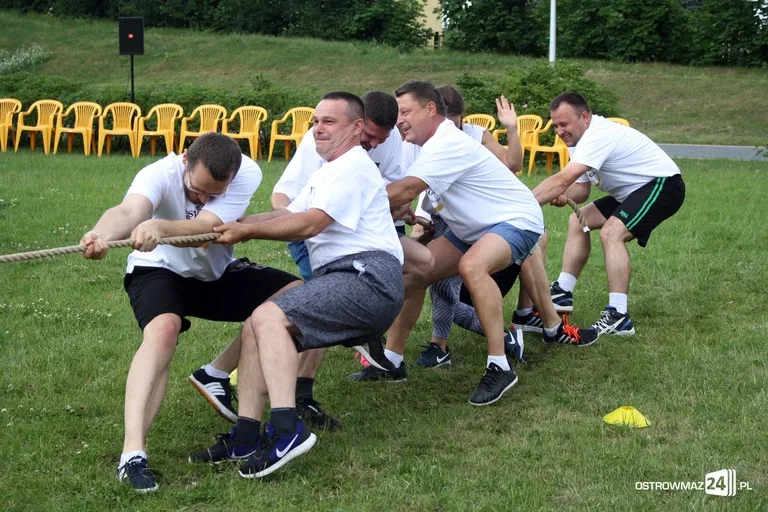 ZGK z pucharem Ostrowskich Igrzysk Firm (zdjęcia)
