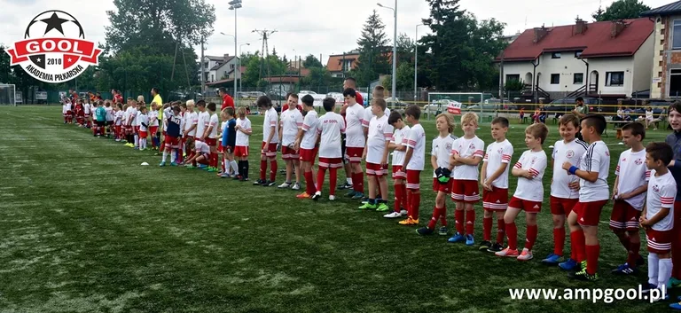 AMP Gool Ostrów Mazowiecka z pucharami (zdjęcia)