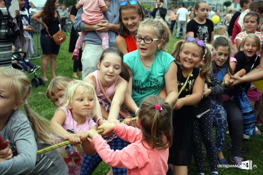 Zabawy dla najmłodszych na pożegnanie lata (zdjęcia)