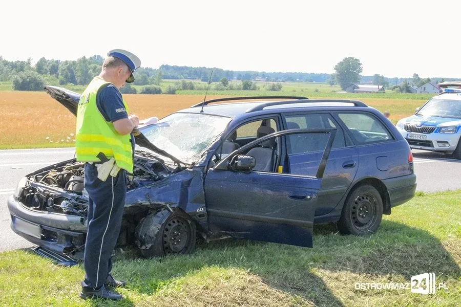 Czołówka na dk nr 60. Sprawcą mieszkaniec powiatu ostrowskiego (zdjęcia)