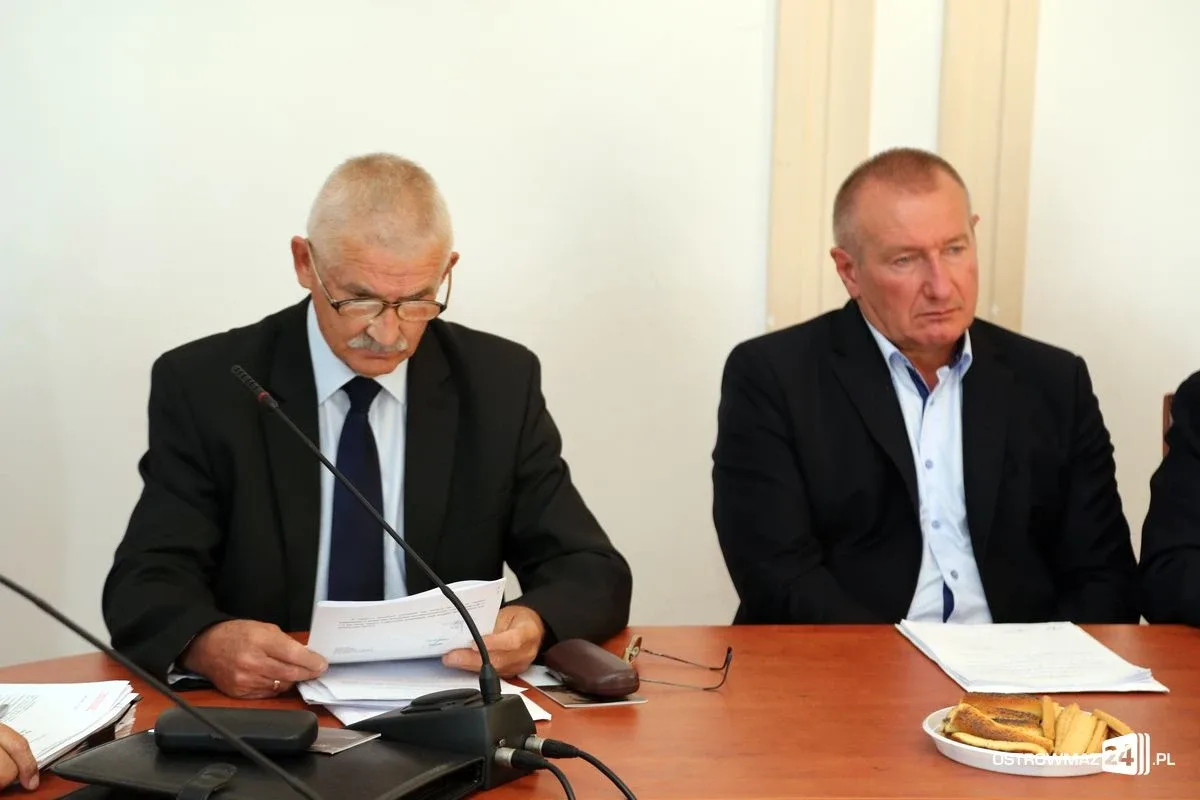 Skarga na burmistrza wywołała burzę rozmów podczas sesji (zdjęcia)