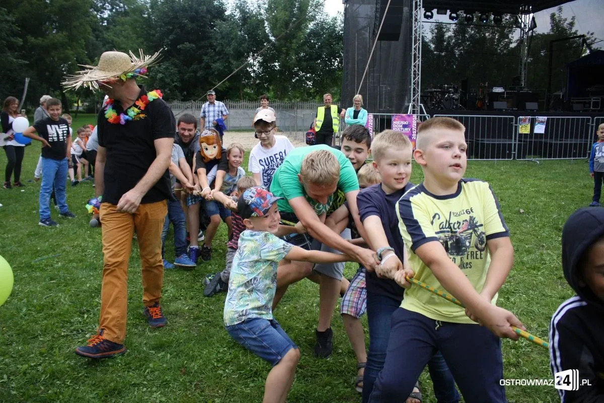 Zabawy dla najmłodszych na pożegnanie lata (zdjęcia)