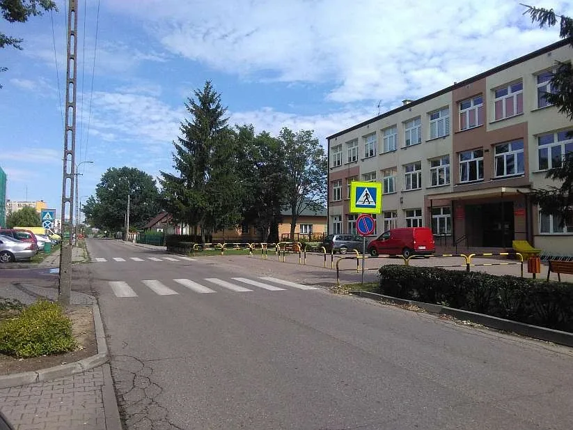 Lustracja rejonu szkół w trosce o bezpieczeństwo dzieci (zdjęcia)