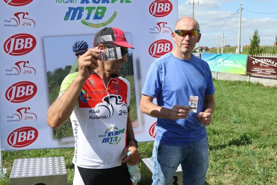 Charucki szesnasty, nowe rekordy czasówki (zdjęcia, wideo)