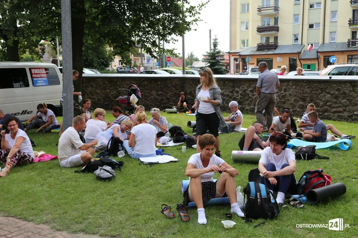 Ostrowscy pielgrzymi wyruszyli na Jasną Górę (zdjęcia, wideo)