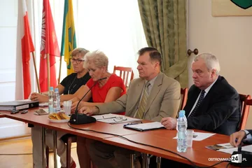 Skarga na burmistrza wywołała burzę rozmów podczas sesji (zdjęcia)