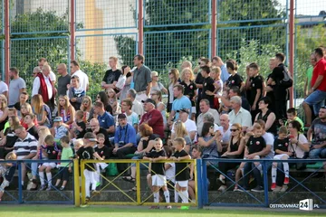Święto piłki w Ostrołęce. Lekcja futbolu dla GKS Andrzejewo (zdjęcia)
