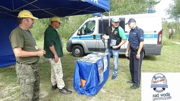 Zadbali o bezpieczeństwo podczas zawodów wędkarskich (zdjęcia)
