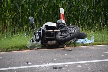 Wypadek na trasie Ostrów Mazowiecka - Łomża. Kilkukilometrowy korek (zdjęcia)