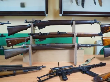 Strzelali z broni historycznej (zdjęcia)