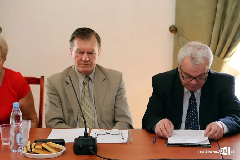 Skarga na burmistrza wywołała burzę rozmów podczas sesji (zdjęcia)