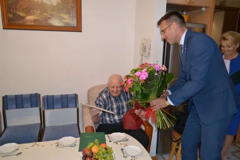 Ostrowianin skończył 100 lat (zdjęcia)