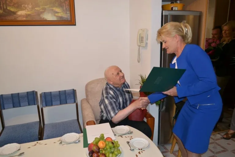 Ostrowianin skończył 100 lat (zdjęcia)