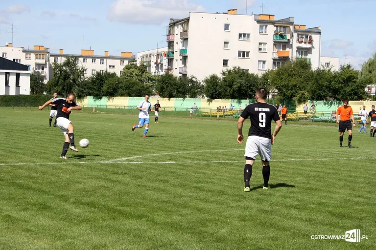 Punkt Ostrovii w starciu z Koroną Szydłowo (zdjęcia)